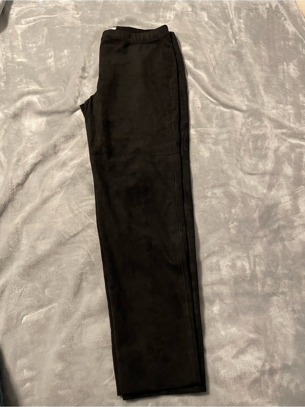 Talbot’s Women’s Black Pull-on Velvet Feel Dress Pants